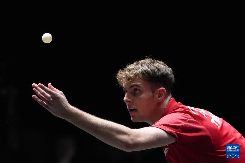 奠定了他作 奠定了他作